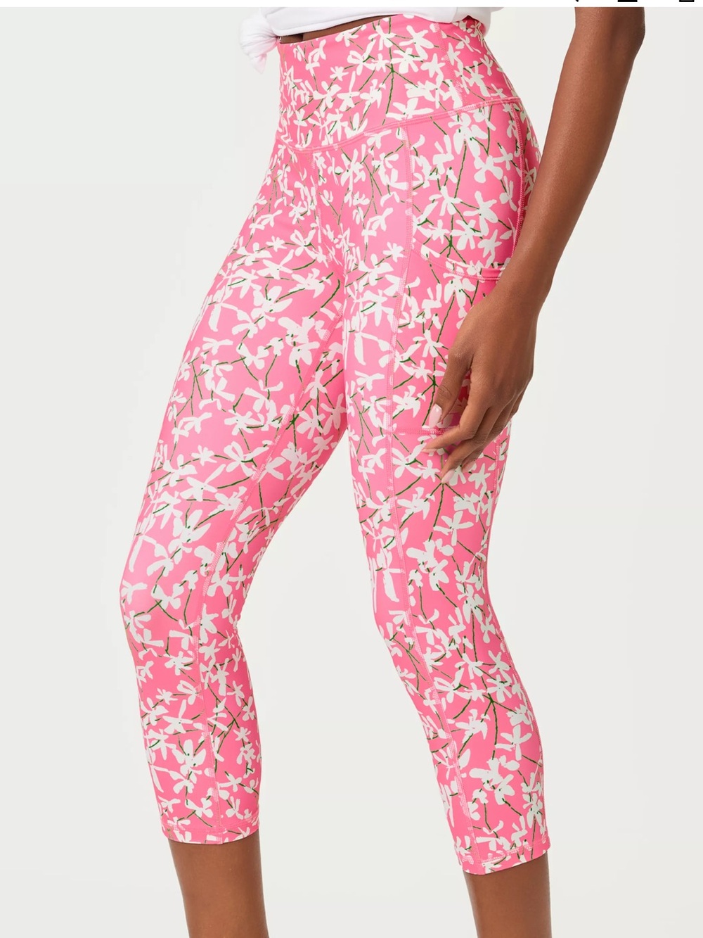 Lilly Pulitzer Luxletic Weekender 21” High Rise Crop Leggings-Confetti Pink NEW